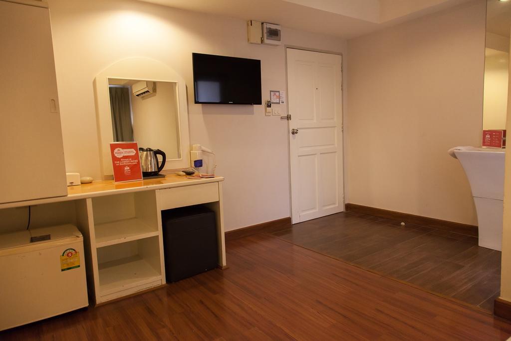 Zen Rooms Pratunam Bangkok Luaran gambar