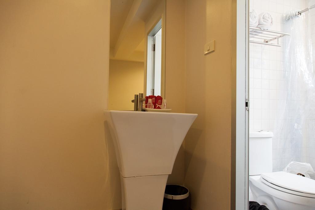 Zen Rooms Pratunam Bangkok Luaran gambar